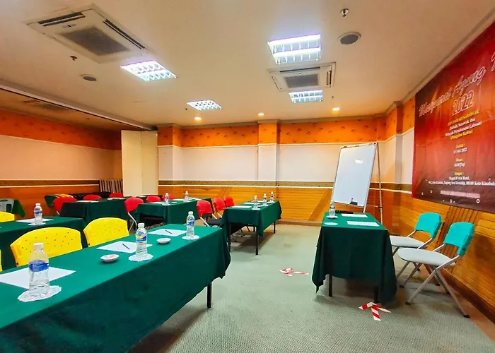 Megah D\'Aru Hotel